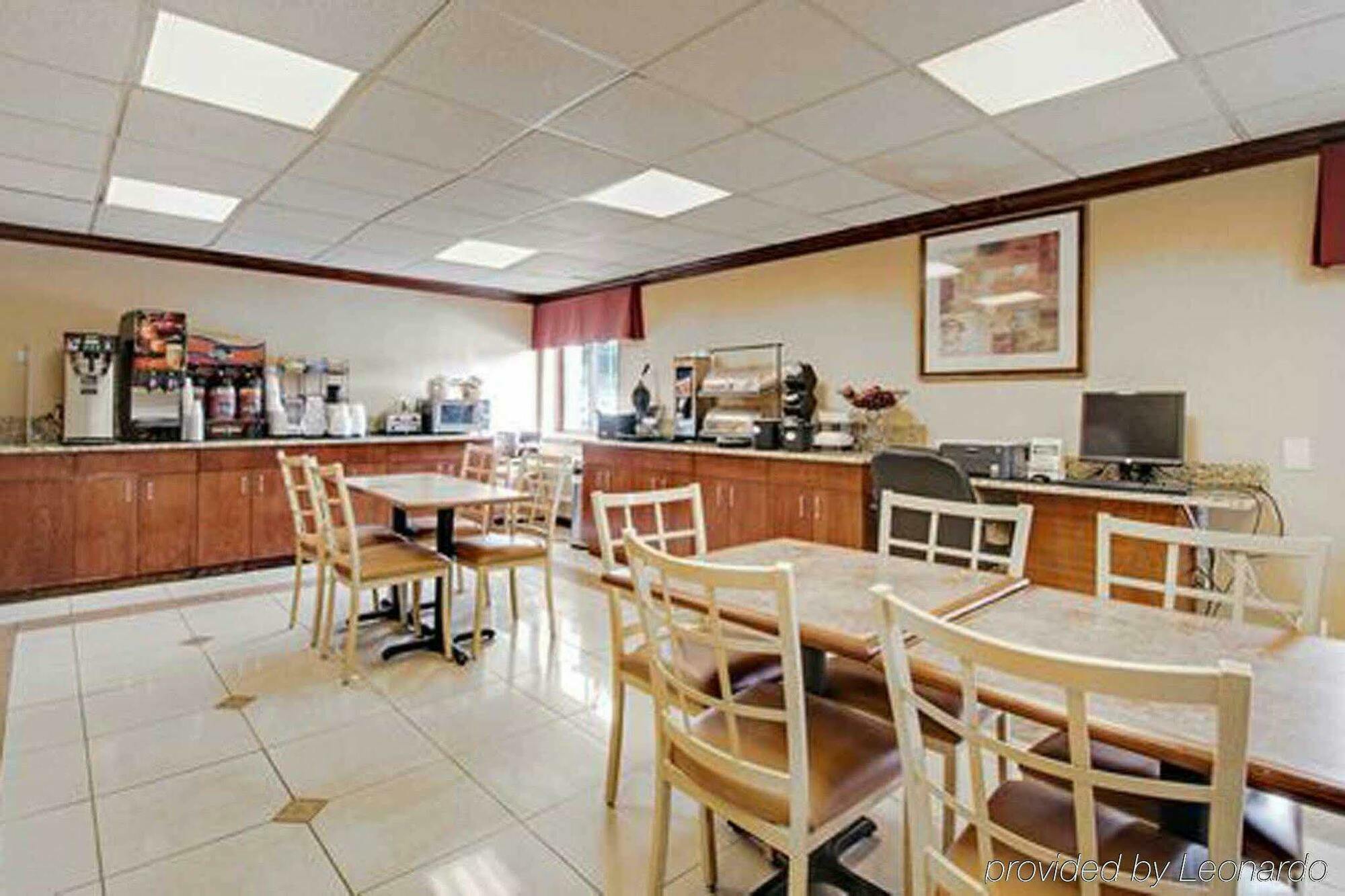 Quality Inn Jessup - Columbia South Near Fort Meade Restoran gambar